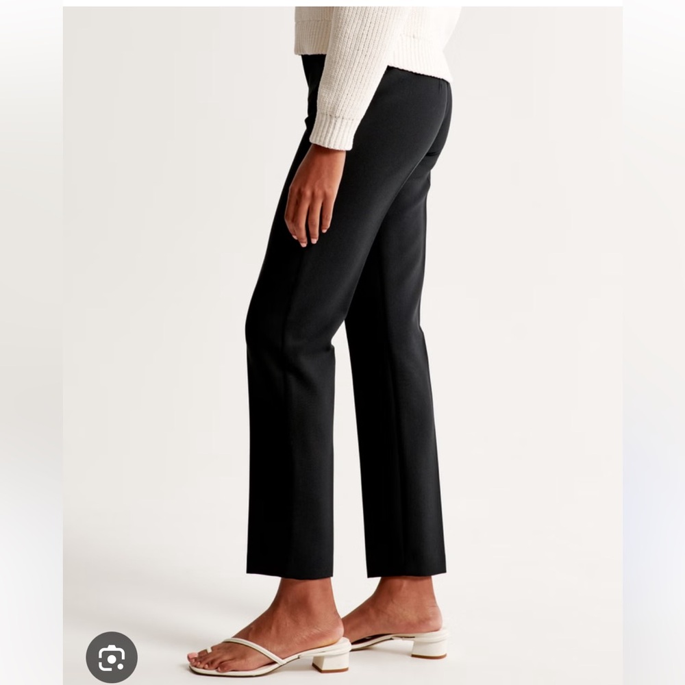 Abercrombie Women’s Slim Straight Tailored Pant - Black size 27 (4R)